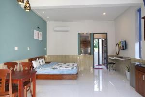 Kha Nguyen Apartment 2-Near Hoi An Old town客房内的一张或多张床位