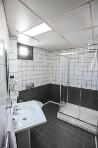 Koupelna v ubytování Rumi Hotel