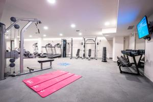 Posilňovňa alebo fitness centrum v ubytovaní Hotel Tonanti
