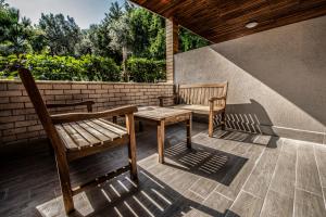 Posezení v ubytování Heybeli Garden