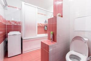 Ванна кімната в Apartment Sverdlova 19