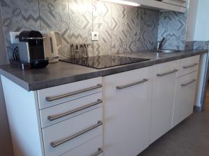 Dapur atau dapur kecil di Cannes design vue mer