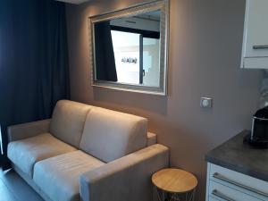 Ruang duduk di Cannes design vue mer