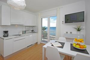 Gambar di galeri bagi Strandhaus Dalmatien Iva di Zaostrog +15 gambar