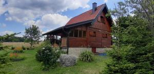 Κήπος έξω από το Holiday Home Brvnara