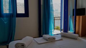 Fotografie z fotogalerie ubytování Irene Double Apartment Anoi v destinaci Symi