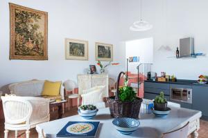 A kitchen or kitchenette at Tenuta La Santissima