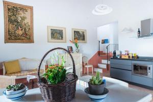 A kitchen or kitchenette at Tenuta La Santissima