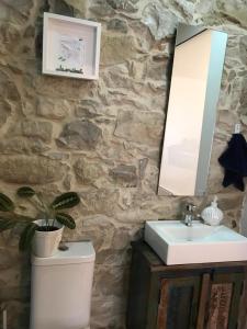 Koupelna v ubytování Casa das Raposas + 27 fotografií