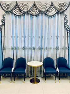 Istumisnurk majutusasutuses Kinmen Happiness Shop