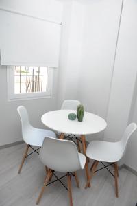 Zdjęcie z galerii obiektu Apartamentos Bluebelle - Marbella w Marbelli