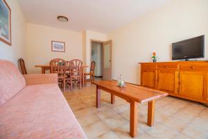 TV a/nebo společenská místnost v ubytování Rentalmar Azahar