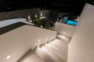 Fotografie z fotogalerie ubytování Karat Suites v destinaci Vóthon + 76 fotografií