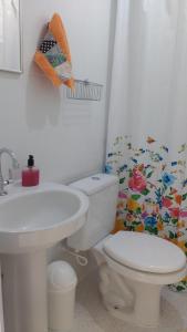Koupelna v ubytování Suíte Ipê Amarelo em Provetá, Ilha Grande