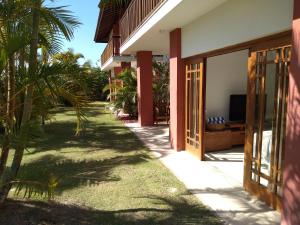 Foto da galeria de PRAIA DO FORTE - CONDOMINIO VILLAGE DAS ACACIAS - PISCINAS NATURAIS na Praia do Forte