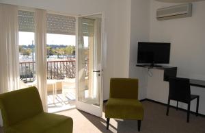 Μια τηλεόραση ή/και κέντρο ψυχαγωγίας στο Mercedes Rambla Hotel