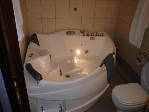 A bathroom at Oasi
