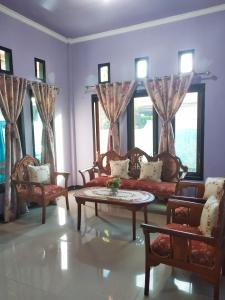 Gallery image of Kurnia Homestay in Ternate