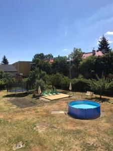 Jardín al aire libre en Penzion Vila E Landisch