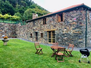 Pazo da Riva - Casa del Guardes, Valdoviño – Preus ...