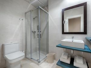 Kúpeľňa v ubytovaní Opera House Valencia B&B