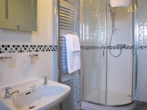 A bathroom at The Loudor 