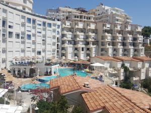 Gallery image of Apartment bay, Bougainville Bay Resort in Sarandë