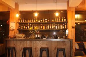 Salone o bar di Hotel Umawue