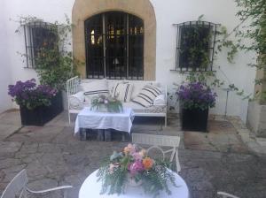 Jardín al aire libre en Hosteria de Arnuero