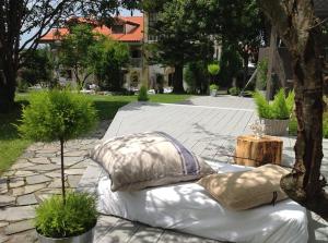 Jardín al aire libre en Hosteria de Arnuero