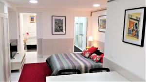 Khu vực ghế ngồi tại Alfama 34