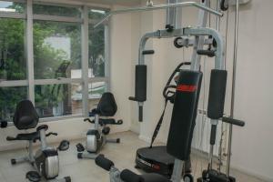 Fitness centrum a/nebo fitness zařízení v ubytování Maran Suites & Towers