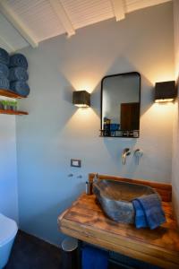 Koupelna v ubytování Bed and Adventure Tramontana - Casetta & Wellness