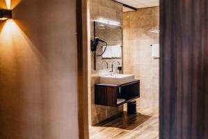 Koupelna v ubytování Hotel Hoogeveen