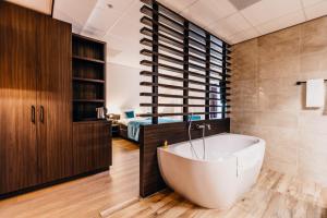 Koupelna v ubytování Hotel Hoogeveen