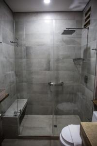 Ένα μπάνιο στο Alko Hotel Integrado