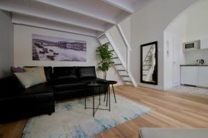 Posedenie v ubytovaní Standard Apartment by Hi5 - Rákóczi 23 Studio