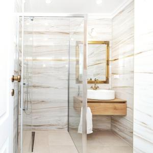 Bilik mandi di Apartment Aron Trogir
