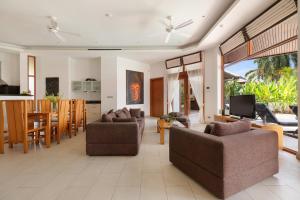 A seating area at Mai Tai, luxury 3 bedroom villa