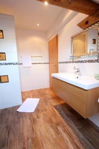 Fotografie z fotogalerie ubytování Weinhotel / Gasthaus zur Sonne v destinaci Ihringen