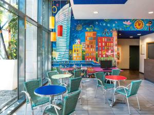里昂中央宜必思经济型酒店 - 火车东站店 餐厅或其他用餐的地方