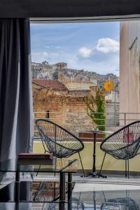 Foto dalla galleria di 24K Athena Suites ad Atene