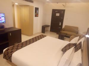 Fotografie z fotogalerie ubytování HOTEL SAVITHRI v destinaci Attingal