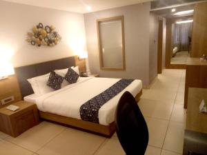 Fotografie z fotogalerie ubytování HOTEL SAVITHRI v destinaci Attingal