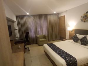 Fotografie z fotogalerie ubytování HOTEL SAVITHRI v destinaci Attingal