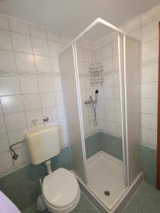 Ett badrum på Apartment N&M (Natasa and Milan)