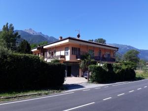 Nespecifikovaný výhled na hory nebo výhled na hory při pohledu z apartmánu
