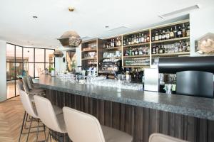 Setustofa eða bar á Alpine Hideaway ZILLERTALERHOF - 4 Sterne Superior