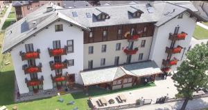 The building in which a szállodákat is located