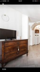 TV o dispositivi per l'intrattenimento presso Il Tenore d'Oro Centralissimo Altre 56 foto